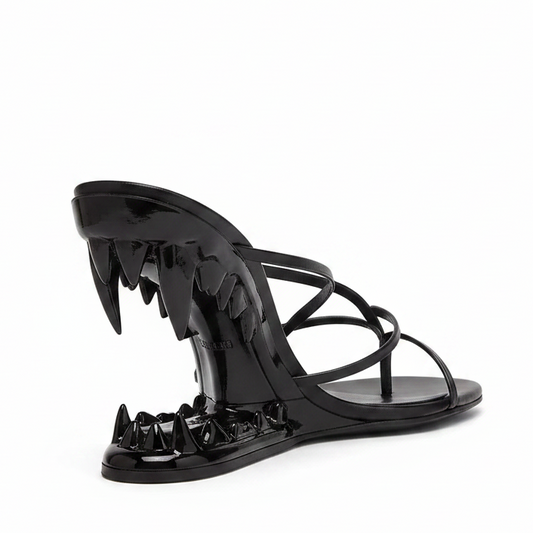 Black Cross Strap Patent Leather High Heeled Fang Sandals