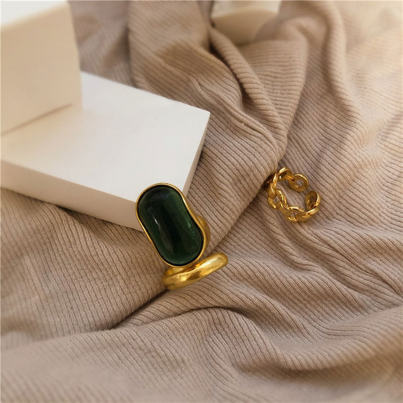 Emerald Green Gold Ring Set
