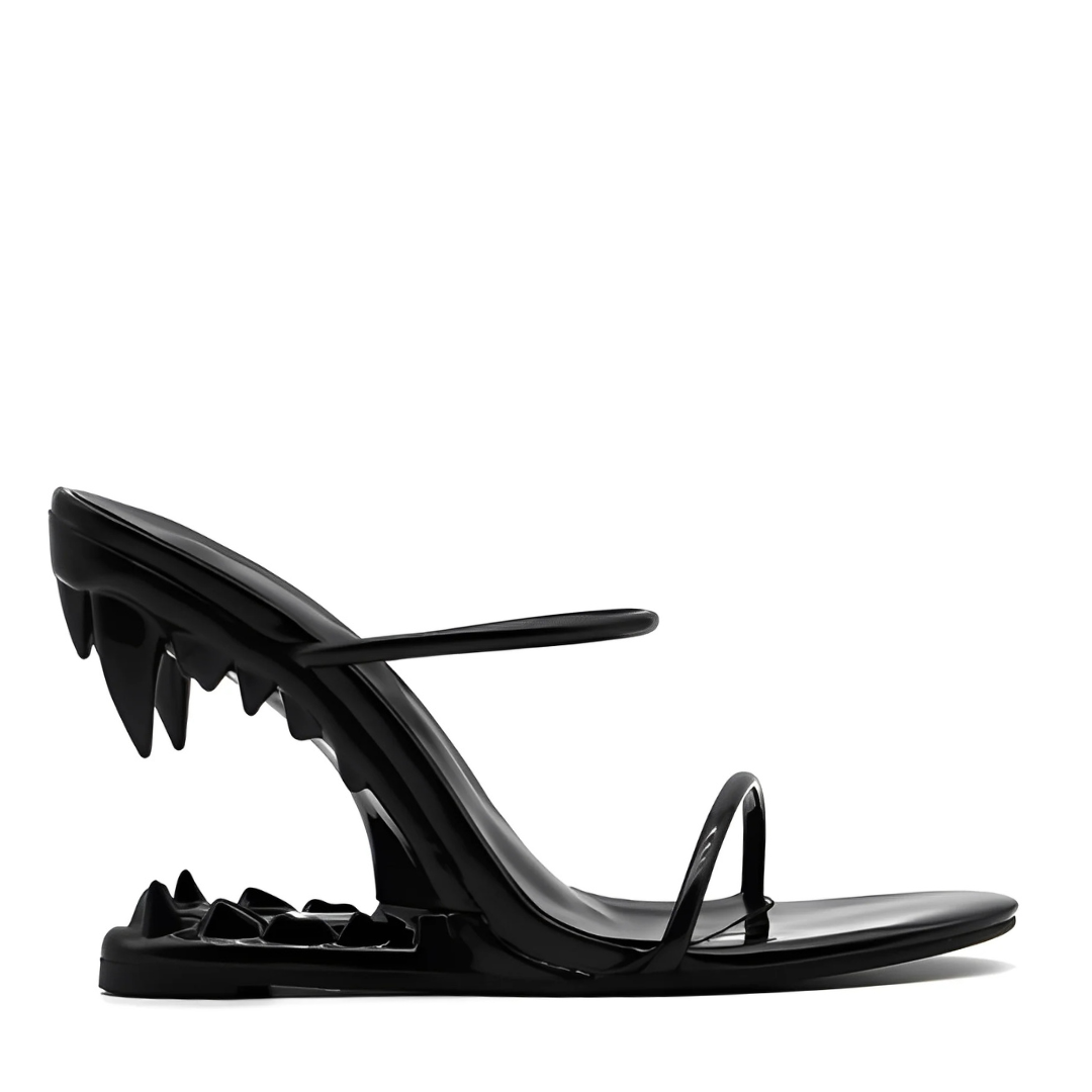 Black Patent Leather High Heeled Fang Sandals