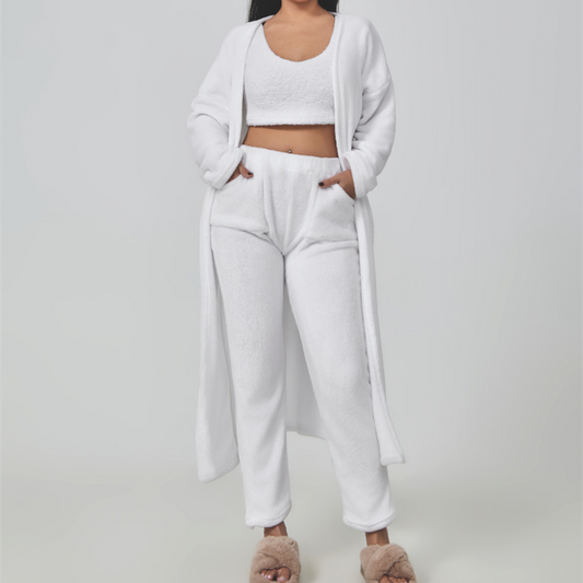 White Chic Matching 3-Piece Warm Lounge Set.