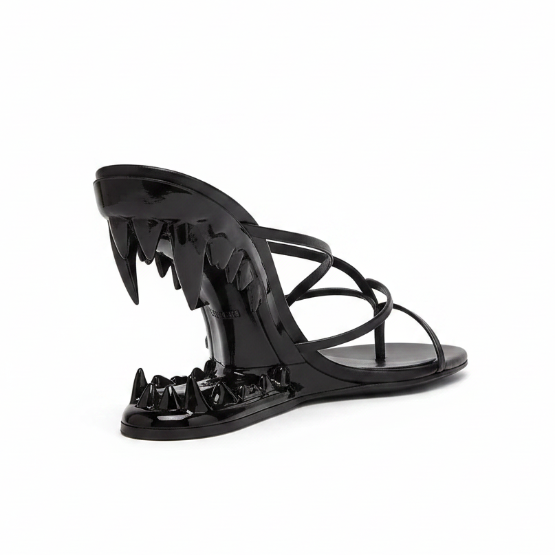 Black Cross Strap Patent Leather High Heeled Fang Sandals