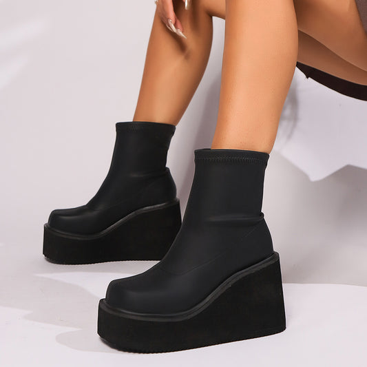 Black Chunky High-heeled Platform Ankle Boots
