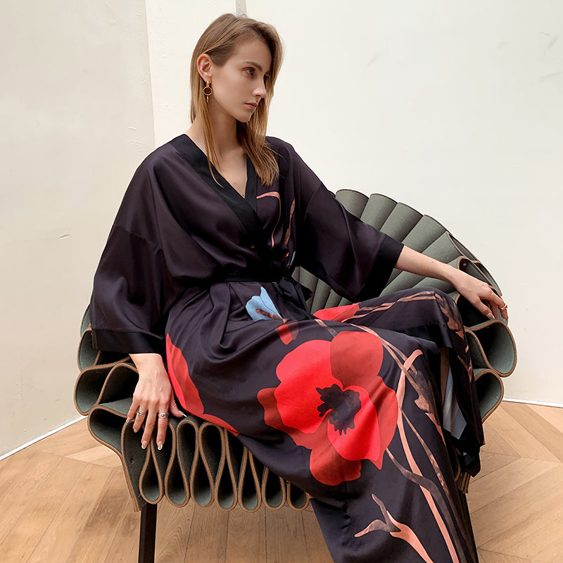 Black Women's Light Luxury Silky Satin Kimono Robe
